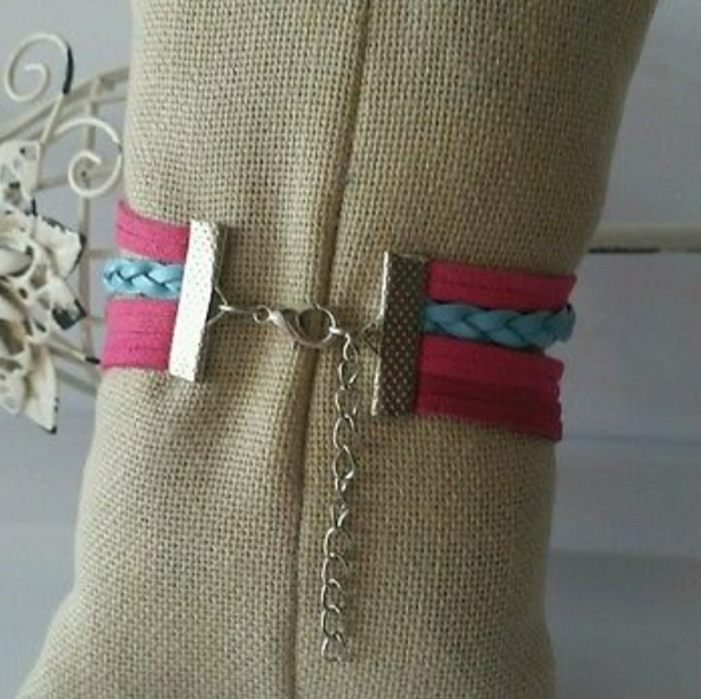 Infinity bracelet. - Picture 3 of 3